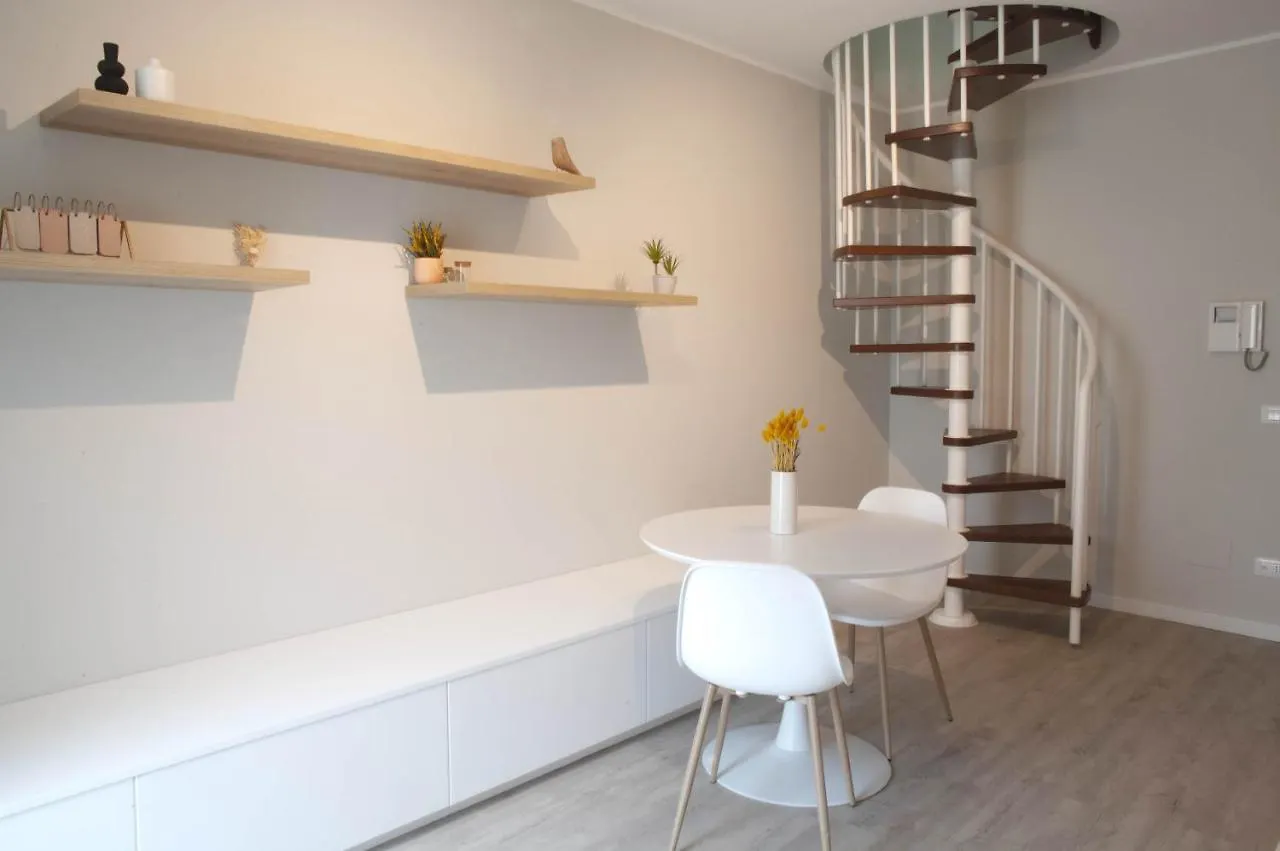 Bnbutler - Casati, 2 - Glamour In Citta Tra Shopping E Vita Notturna Milan Apartment