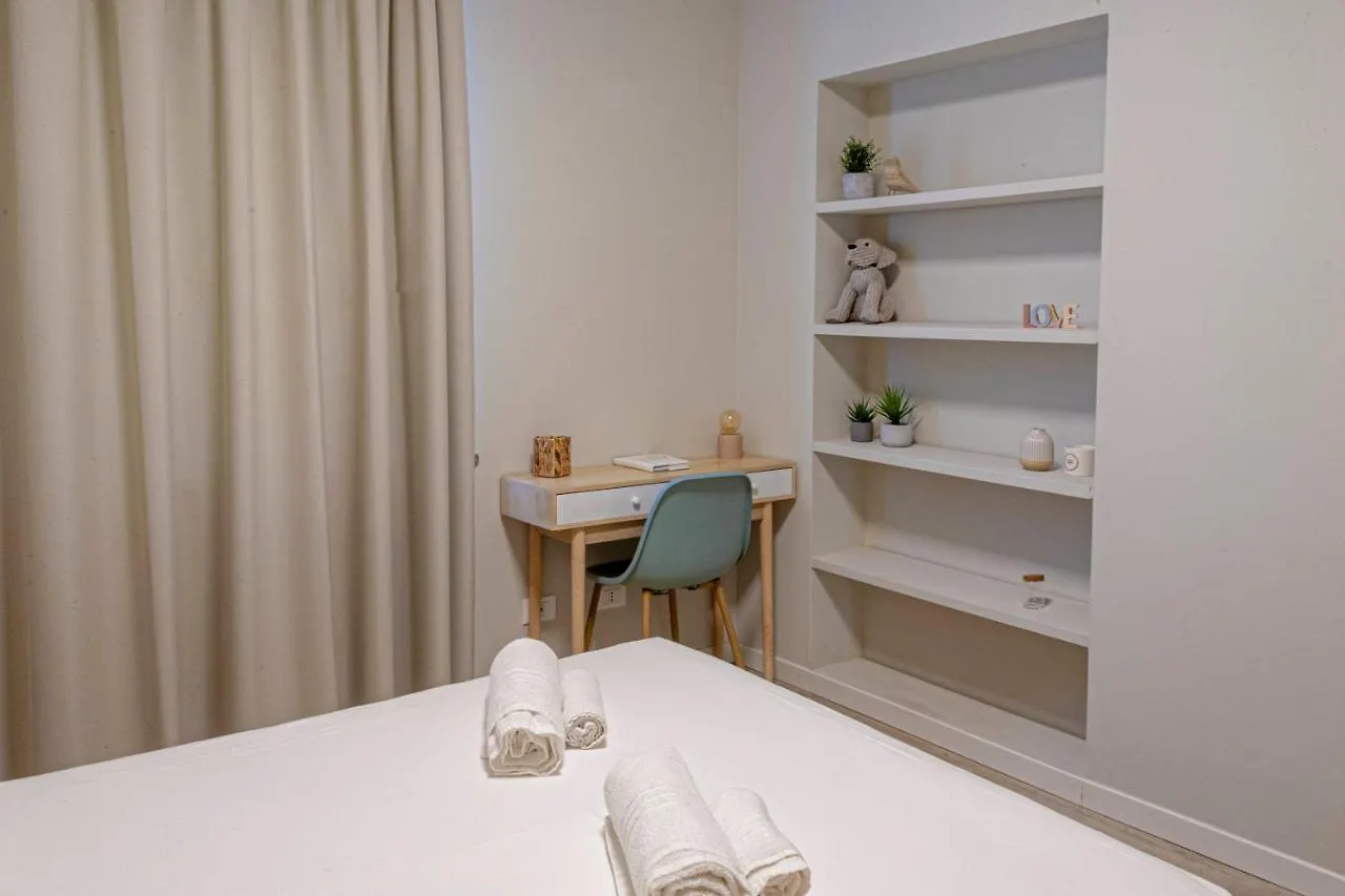 Apartment Bnbutler - Casati, 2 - Glamour In Citta Tra Shopping E Vita Notturna Milan Italy