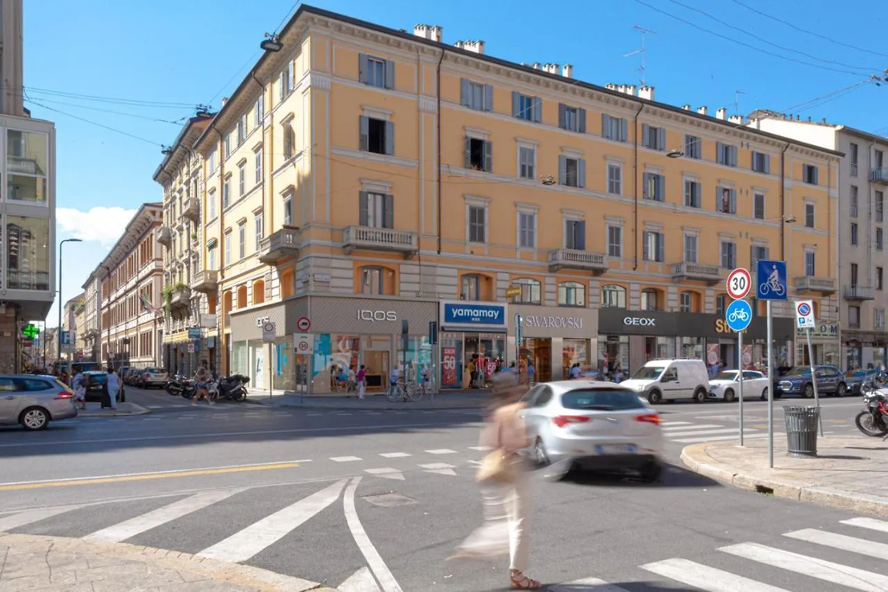 Bnbutler - Casati, 2 - Glamour In Citta Tra Shopping E Vita Notturna Milan 0*,  Italy